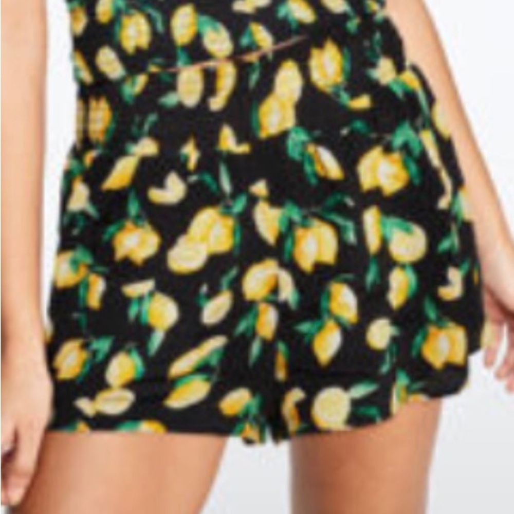 PINK VS Pink Smocked Waist Lemon prints Shorts | L